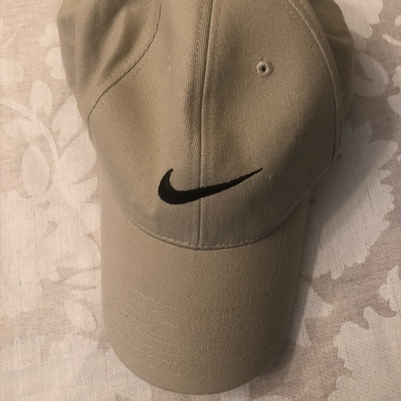 nike mens hat black